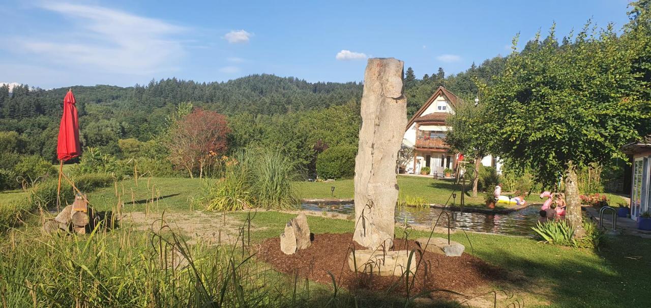Paradies 1 Döttingen Kültér fotó